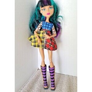 Monster High Cleo De Nile Doll Mattel Clawdeen Wolf Purple Boots Plaid Dress